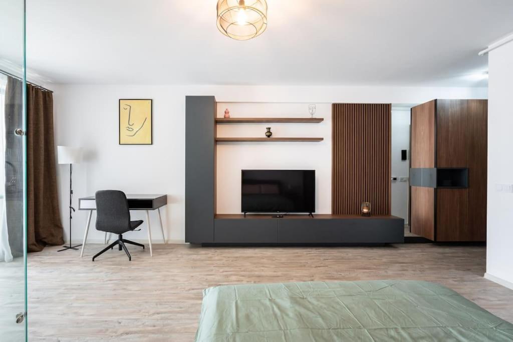 The Roka Studio Bukarest Exteriör bild